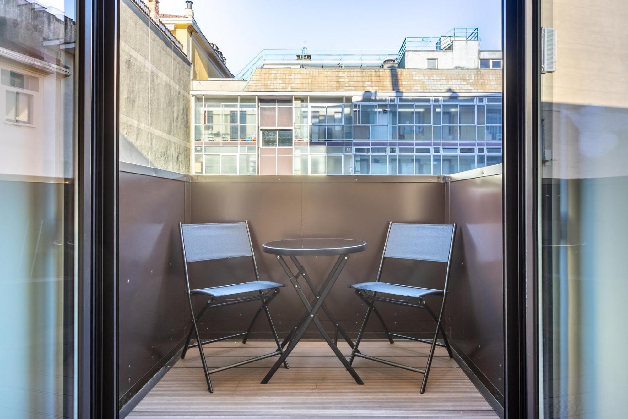 Hostdomus - San Quintino Appartement